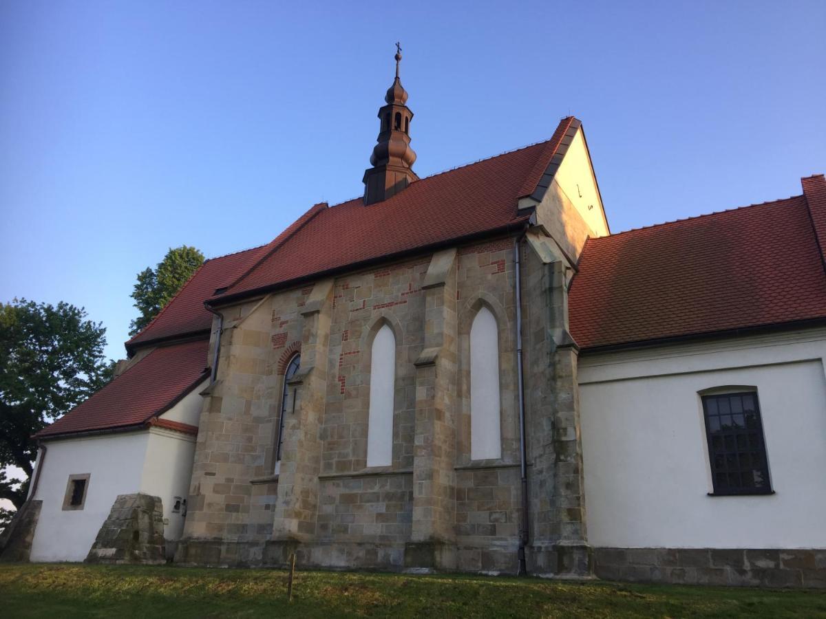 Dom Pod Orzechem Villa Lapczyca Bagian luar foto