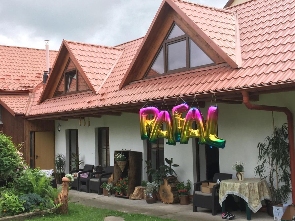 Dom Pod Orzechem Villa Lapczyca Bagian luar foto
